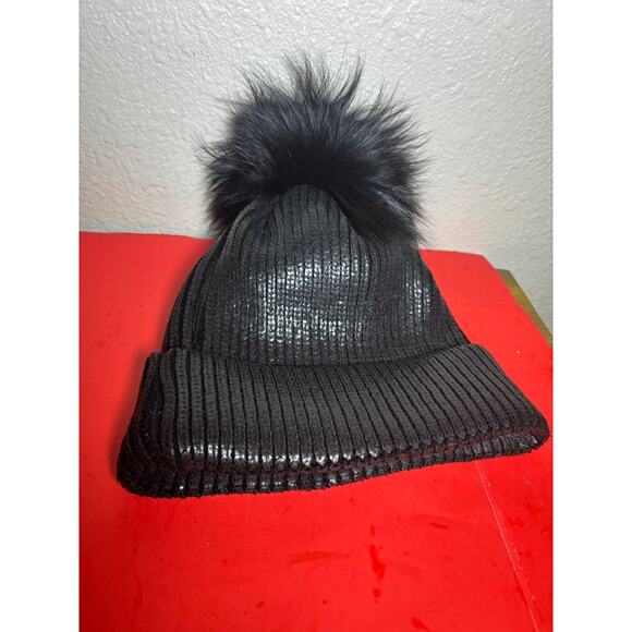 Adrienne Landau WOMEN's Fur Pom Pom BLACK Metallic Beanie Hat NWOT - Picture 2 of 7